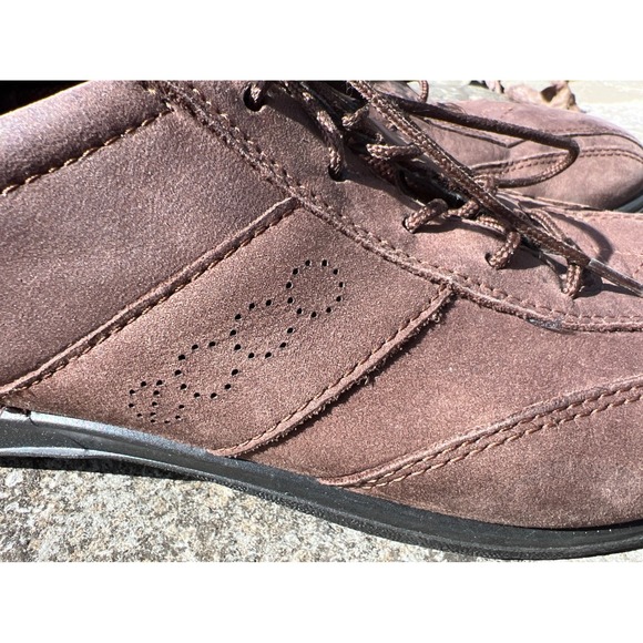 Ecco‎ brown suede lace up oxfords 39/8.5 comfortable support flats logo - Picture 2 of 6